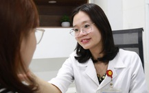 Tretinoin là thuốc kê đơn, chị em ngộ nhận tự mua sử dụng rồi rần rần... viêm da