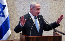 Ông Trump lấy viện trợ Mỹ phản đối tòa Israel xét xử ông Netanyahu