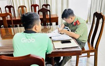 Một công ty chứng khoán ở Hà Nội chuyển nhầm hơn 1,7 tỉ đồng cho tài xế xe công nghệ