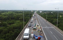 Hàng ngàn xe nhích từng chút trên cao tốc TP.HCM - Long Thành - Dầu Giây