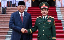 Đại tướng Phan Văn Giang hội đàm với Bộ trưởng Bộ Quốc phòng Indonesia