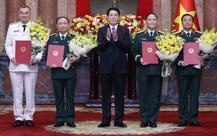 Trợ lý Tổng Bí thư và 3 sĩ quan quân đội được thăng hàm Thượng tướng