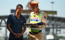 Tổng kiểm soát xe kinh doanh vận tải: Phạt tiền hơn 20 tỉ, tước 140 phù hiệu và 53 bằng lái