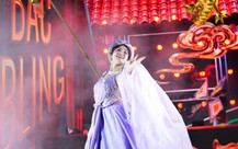 Hoà Minzy, Erik 'đốt cháy' biển người ở Hồ Gươm trong đêm Đại nhạc hội Thanh niên