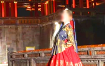 Người mẫu mặc hanbok chụp hình ở di tích Ngọ Môn, tiệm cổ phục Huế bị phản ứng