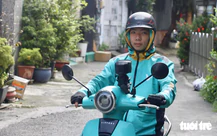 Không chào được cha trong đại dịch, mất luôn mẹ vì ung thư, nam SV TP.HCM ở trọ 1 mình, chạy xe ôm