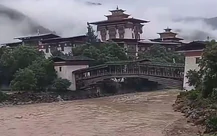 Lại vỡ hồ băng Himalaya, lũ dữ càn quét ở Bhutan