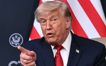 Ông Trump đe dọa quay lại ném bom nếu Iran hành xử ‘không đúng mực’