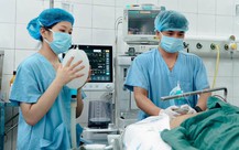 Vụ ô tô khách chở 32 người lao khỏi cao tốc: Đang khẩn trương cấp cứu 28 nạn nhân