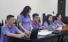 Vụ 100 tấn thực phẩm chức năng giả: Luật sư xin miễn tội đưa hối lộ cho 'ông trùm', VKS bác đề nghị