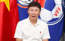 HLV Kim Sang Sik: 'Cho Đình Bắc rời sân là quyết định khó khăn nhất, tôi luôn yêu thương Bắc'
