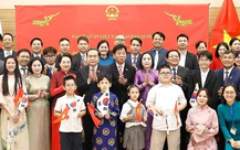 Kiều bào tại Hàn kiến nghị với Chủ tịch Quốc hội Trần Thanh Mẫn về chính sách hút chuyên gia công nghệ cao