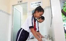 Cà Mau đầu tư 800 nhà vệ sinh trường học, giải bài toán học sinh 'ngại' đi vệ sinh