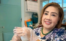 Tiệm bánh xưa của nghệ sĩ Lệ Thủy rộn ràng mùa Trung thu