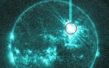 Mặt trời 'bùng nổ', nguy cơ làm gián đoạn liên lạc và vệ tinh toàn cầu