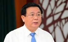 Phổ cập giáo dục, chăm lo người dân để nâng cao quyền con người