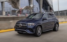 Mercedes-Benz GLE 400e ra mắt Việt Nam: Giá 4,669 tỉ đồng, có thể đi 110km không cần xăng