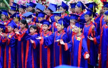 Những trường thu tiền bảo hiểm y tế của học sinh năm 2026 phải hoàn trả toàn bộ tiền đã thu