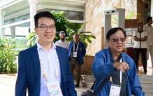 Tham ăn quân, kỳ thủ người Georgia nhận thất bại trước Lê Quang Liêm tại World Cup cờ vua 2025