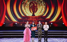 Trao 155 triệu đồng ủng hộ đồng bào miền Trung tại chung kết Miss Asian 2025