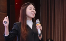 Sinh viên Đà Nẵng thích thú được ‘chạm’ start-up thật