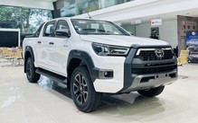 'Toyota Hilux hơi nhạt, gu người Việt lại khác biệt, nếu không thay đổi thì khó'
