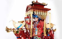 Võ Việt Chung, Nguyễn Minh Công bày cách làm trang phục hoa hậu để sự tự tôn dân tộc dâng trào