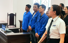 Lãnh án tù vì bán con gái sang Trung Quốc