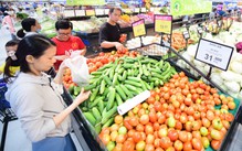 Giải bài toán lãi suất để hỗ trợ tăng trưởng GDP 10%