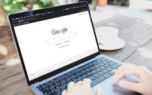 Lượt truy cập báo chí giảm 40%, Google điều chỉnh kết quả tìm kiếm AI