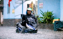 Hà Nội se lạnh, miền Trung mưa lớn tới cuối tuần