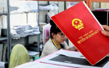 Sổ đỏ đã cầm cho ngân hàng, có thể vay thêm được không?