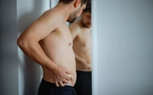 Các nhà khoa học phát hiện 'thủ phạm' mới khiến mỡ bụng tăng theo tuổi