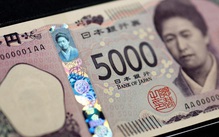 Tỉ giá yen Nhật rơi xuống mức thấp nhất kể từ năm 1986