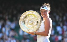 Noskova tưởng nhớ người mẹ đã mất bằng chức vô địch Wimbledon