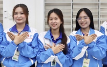 49 chiến sĩ tình nguyện TP.HCM mang sức trẻ, tri thức đến đặc khu Côn Đảo