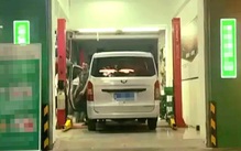 Mua xe cũ tự lái để tiết kiệm gần 20 triệu tiền vé máy bay, cuối cùng lỗ gần trăm triệu