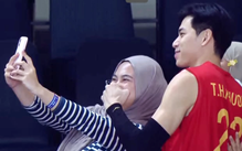 Vì sao CĐV Indonesia cổ vũ cho tuyển bóng chuyền Việt Nam?
