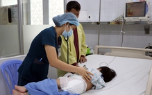 Từ vụ bé 4 tuổi suy đa cơ quan vì uống quá nhiều sữa tươi thay bữa chính: Bác sĩ chỉ cách uống sữa đúng