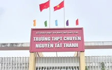 Giám đốc Sở Giáo dục và Đào tạo Lào Cai lý giải việc hơn 40 điểm 10 môn toán tập trung tại một cụm thi
