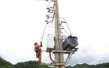 Điện lực Đà Nẵng hoàn thành cấp điện 6/6 trường nội trú liên cấp vùng biên