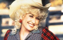 Tưởng nhớ biểu tượng thời trang Dolly Parton