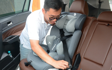 Từ 15-8 thay đổi quan trọng về ghế cho trẻ em, biển số xe và ưu đãi lệ phí trước bạ