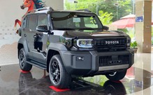 Đắt gần gấp đôi, Toyota Land Cruiser FJ vẫn bán chạy hơn Suzuki Jimny ở Việt Nam