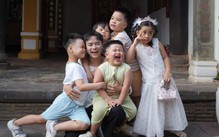 Bùi Công Nam bỗng dưng làm bố của 5 con, đáng yêu và hỗn loạn
