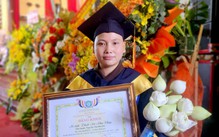 Sư cô tốt nghiệp thủ khoa Học viện Phật giáo Việt Nam