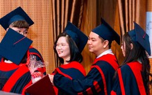 Bộ GD-ĐT nói gì về học thạc sĩ chính quy toàn thời gian khi nhận học bổng?