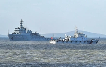 Thêm máy bay, tàu chiến Trung Quốc áp sát Đài Loan