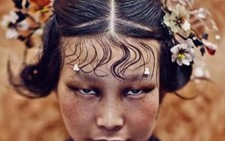 Dior nhận chỉ trích vì triển lãm ảnh bôi nhọ phụ nữ châu Á