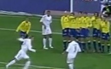 Những siêu phẩm sút phạt của David Beckham